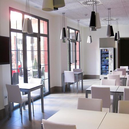 The Book Factory Hostel Valladolid Exteriör bild